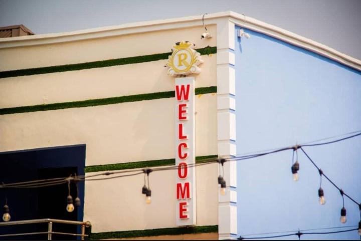 Hotel D Ritz Owode Ede Eksteriør bilde